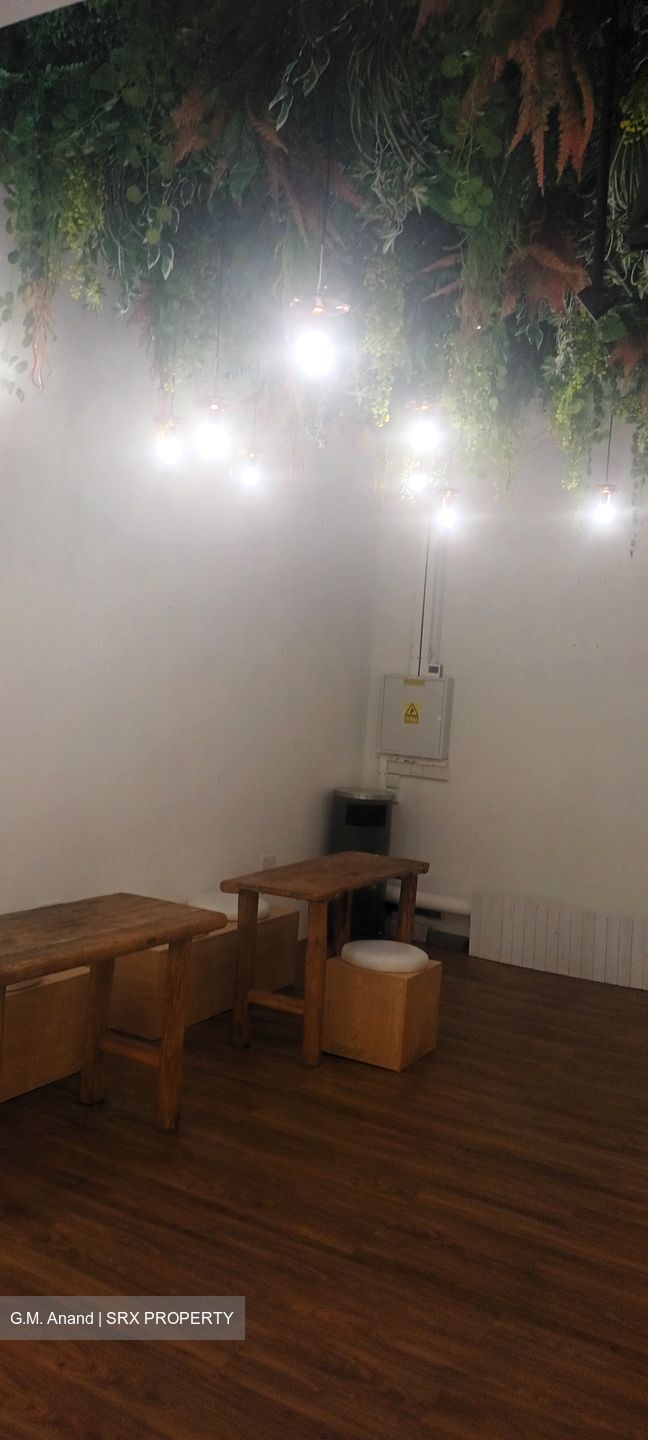 Club Street (D1), Retail #547072451